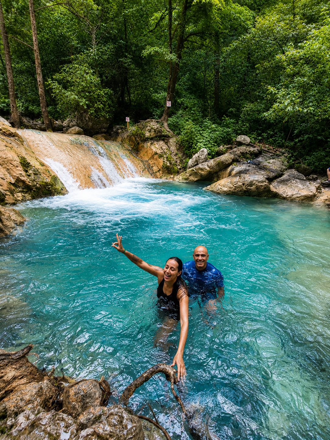 Pozas naturales en cascadas de La Estanzuela